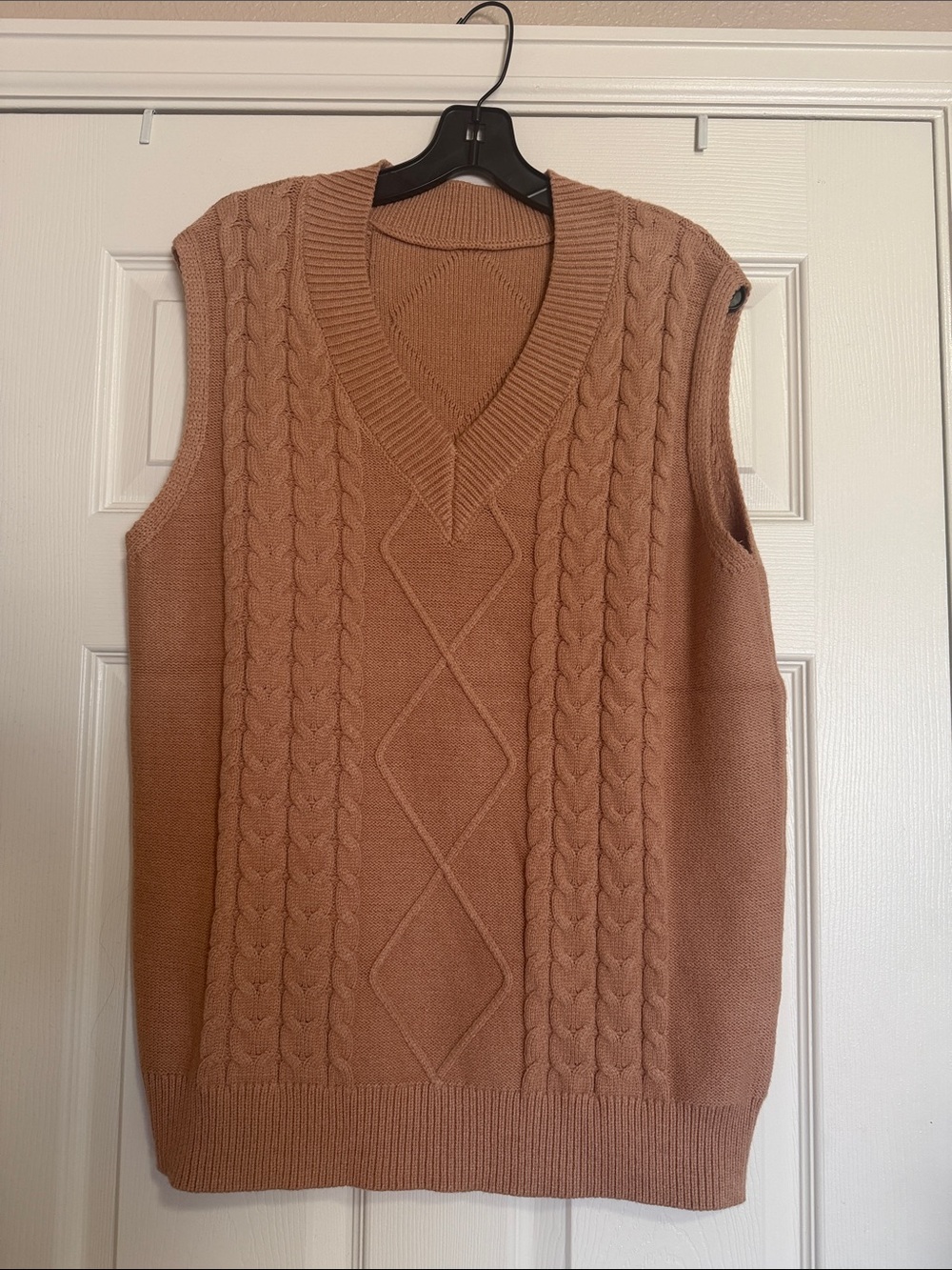 Amazon Women's Cable Knit V-Neck Sweater Vest - Tan